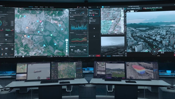 英語版 OS English ver， Full inspected PC English File Advanced Plus Student\u0027s Book with Online Practice